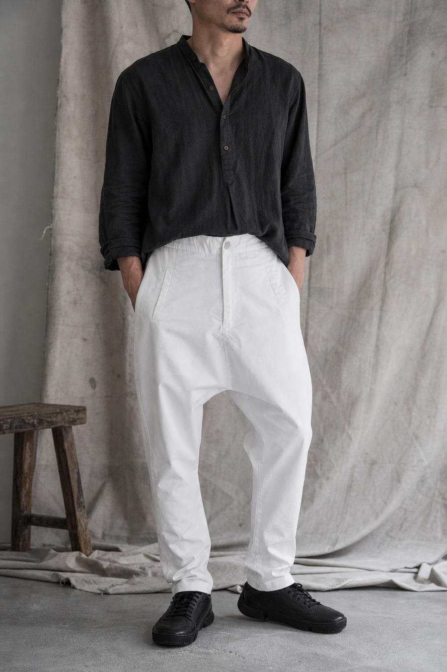 AITO Drop-Crotch Pants — White